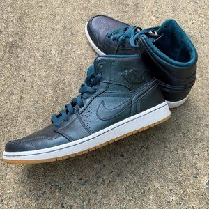 Air Jordan 1 Mid Nouveau Space Blue Size 11
